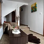 Velinov Boutique With Free Shuttle