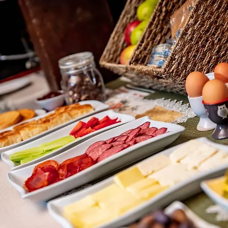 Velinov Boutique With Free Shuttle Hotell