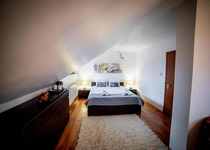 Velinov Boutique With Free Shuttle فندق بانسكو