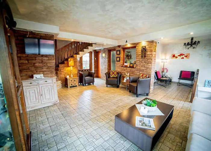 فندق Velinov Boutique With Free Shuttle 3*