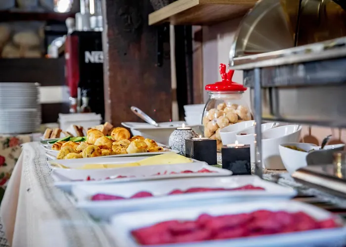 Velinov Boutique With Free Shuttle 3*