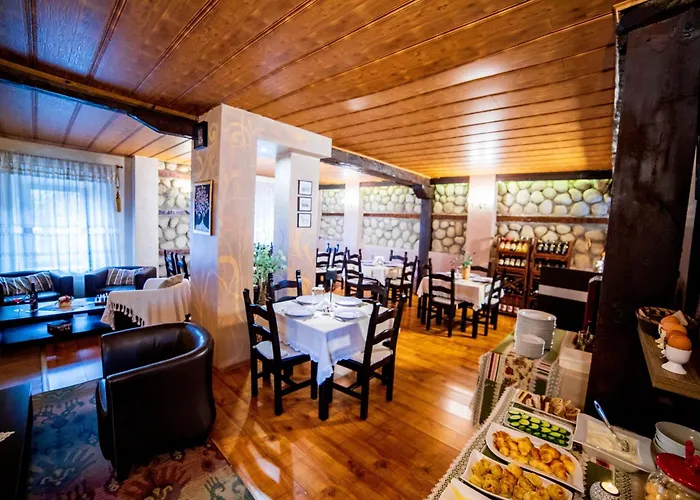 Velinov Boutique With Free Shuttle بانسكو