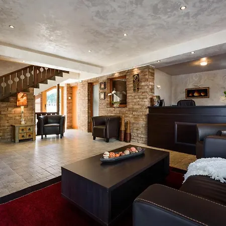 Velinov Boutique With Free Shuttle 3*