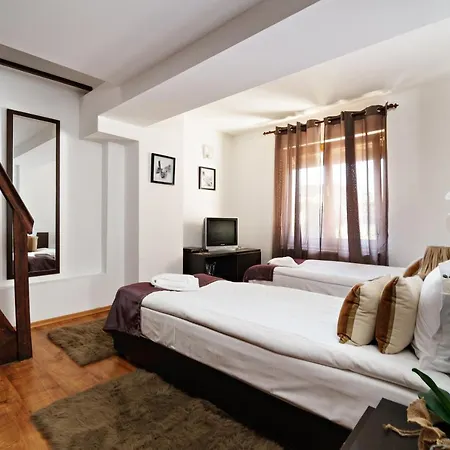 Готель Velinov Boutique 3*