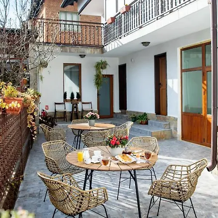 Velinov Boutique With Free Shuttle Банско