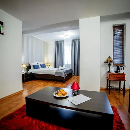 Velinov Boutique With Free Shuttle バンスコ