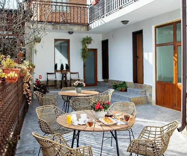 Velinov Boutique With Free Shuttle Bansko