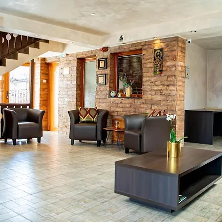 Velinov Boutique