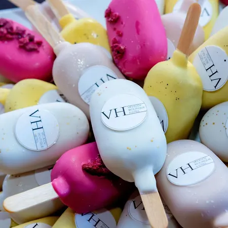 Velinov Boutique فندق 3*