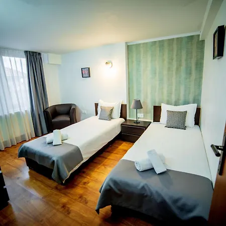 Velinov Boutique With Free Shuttle Banszko