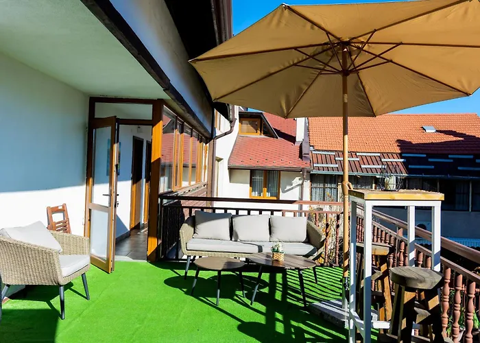 酒店 Velinov Boutique With Free Shuttle 班斯科